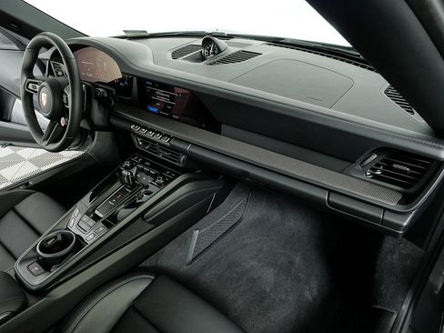 New 2026 Porsche 911 Carrera 4S image 23