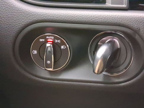 Used 2026 Porsche Macan image 18