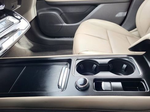 Used 2024 Lincoln Corsair Grand Touring w/ Equipment Group 301A image 18