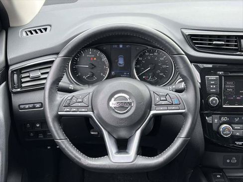 Used 2022 Nissan Rogue Sport SL AWD/4WD image 18