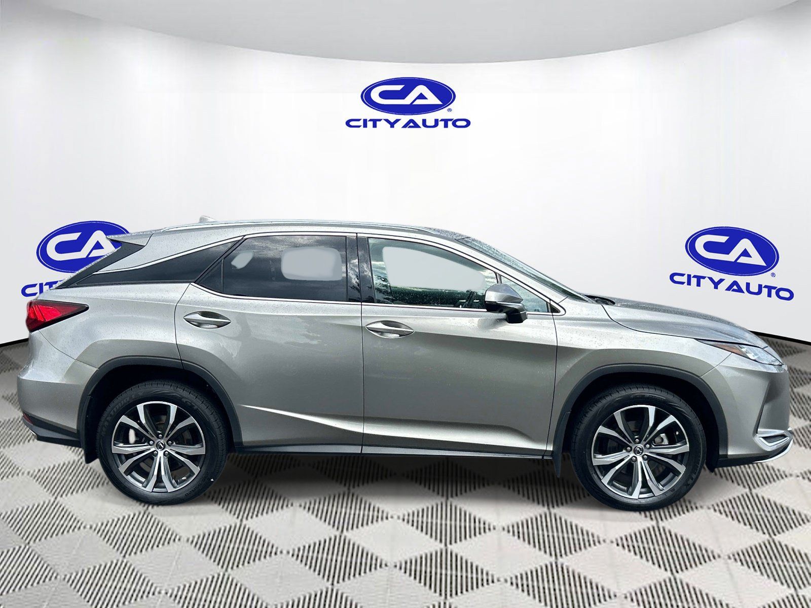Used 2022 Lexus RX 350 FWD w/ Premium Package image 2