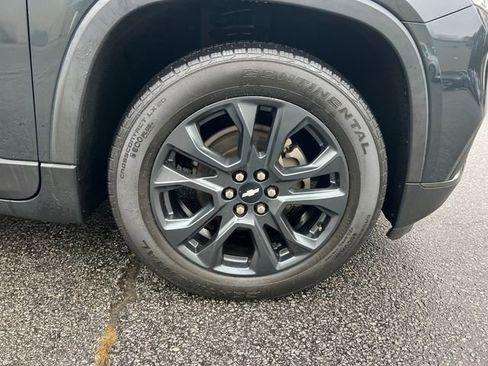 Used 2020 Chevrolet Traverse RS image 37