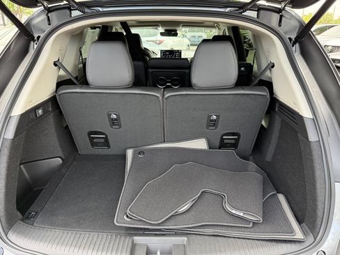 Used 2026 Acura MDX SH-AWD image 17