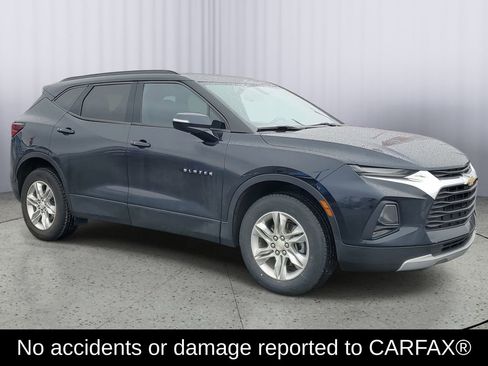 Used 2020 Chevrolet Blazer LT image 2