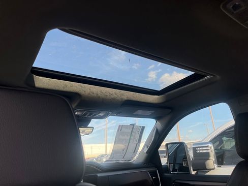 New 2026 GMC Sierra 2500 Denali w/ Denali Reserve Package image 17