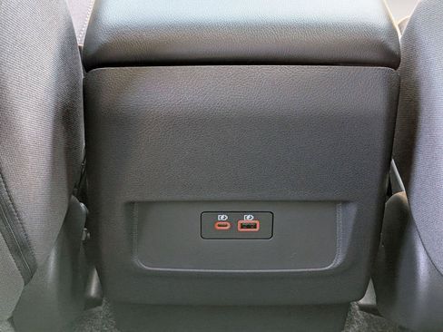 New 2026 Nissan Frontier SV w/ All-Weather Content Package AWD/4WD image 32
