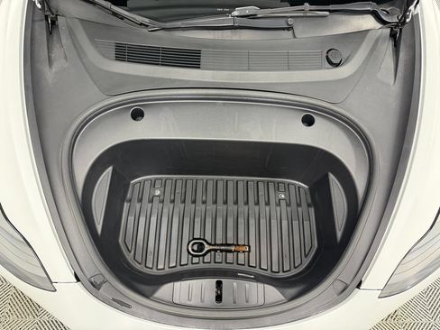 Used 2022 Tesla Model 3 Long Range AWD/4WD image 31