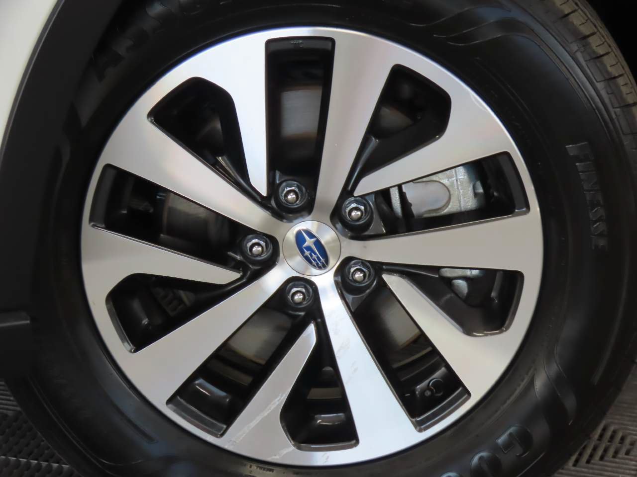 Used 2022 Subaru Outback Premium w/ Popular Package #1 AWD/4WD image 6