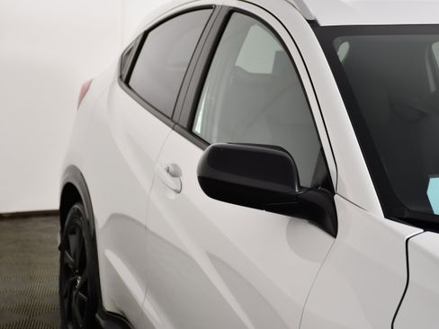 Used 2021 Honda HR-V Sport image 14