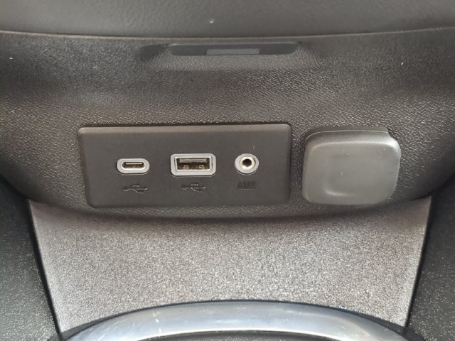 Used 2025 Chevrolet Malibu LT FWD image 25