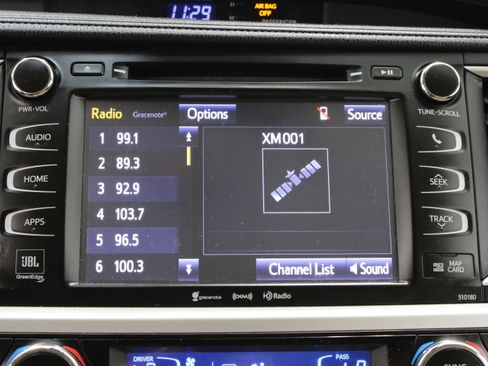 Used 2017 Toyota Highlander Limited Platinum AWD/4WD image 19