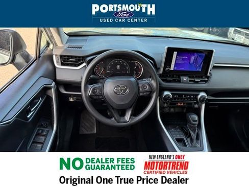 Used 2023 Toyota RAV4 XLE image 7