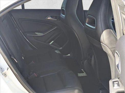 Used 2015 Mercedes-Benz CLA 250 4MATIC image 20