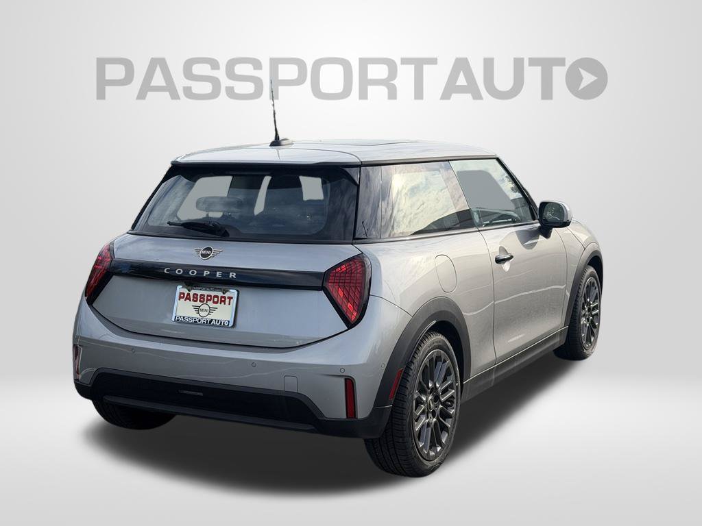 New 2026 MINI Cooper 2-Door Hardtop FWD image 6