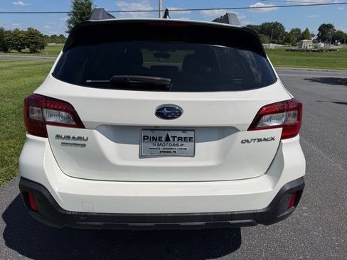 Used 2018 Subaru Outback 2.5i Limited AWD/4WD image 4