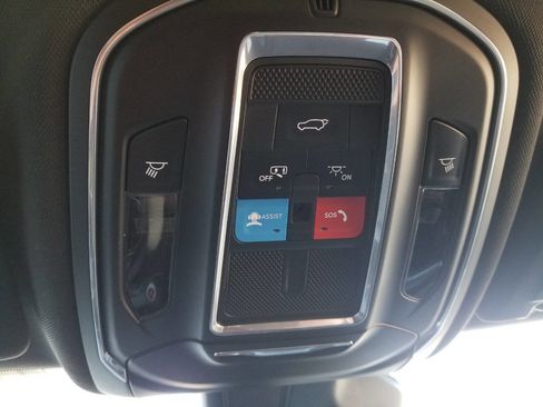 Certified 2024 Jeep Grand Cherokee L Laredo w/ Luxury Tech Group I image 32