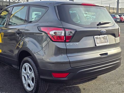 Used 2017 Ford Escape S image 9