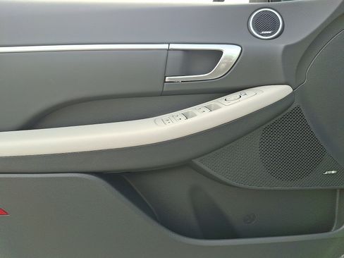 Certified 2023 Hyundai Sonata SEL FWD image 13