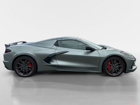 Used 2023 Chevrolet Corvette Stingray Premium Conv w/ Z51 Performance Package RWD image 16
