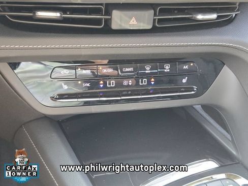 Used 2022 Buick Envision Preferred FWD image 19
