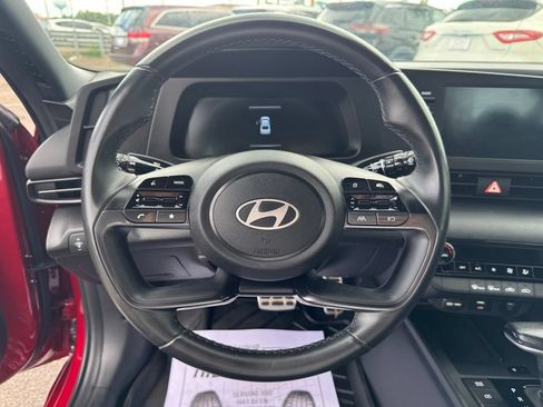 Used 2025 Hyundai Elantra Sport FWD image 24