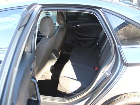 Used 2019 Volkswagen Jetta S FWD image 12