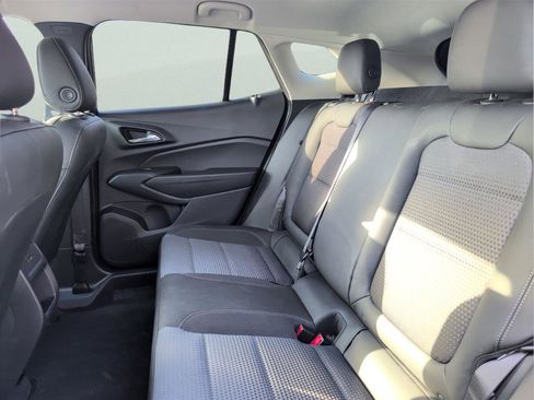 Used 2025 Chevrolet Trax LT w/ Driver Confidence Package image 31