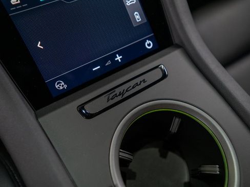 New 2025 Porsche Taycan 4S image 27