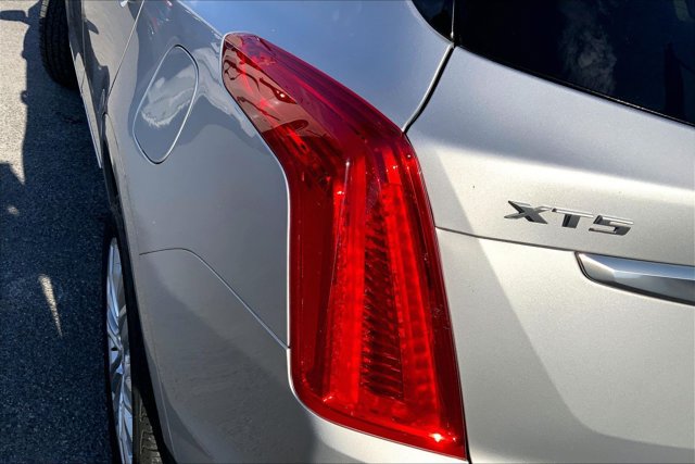 Used 2019 Cadillac XT5 Premium Luxury AWD/4WD image 29