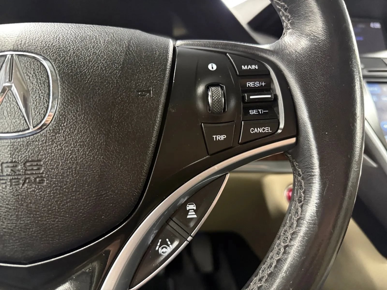 Used 2018 Acura MDX w/ Technology Package AWD/4WD image 23