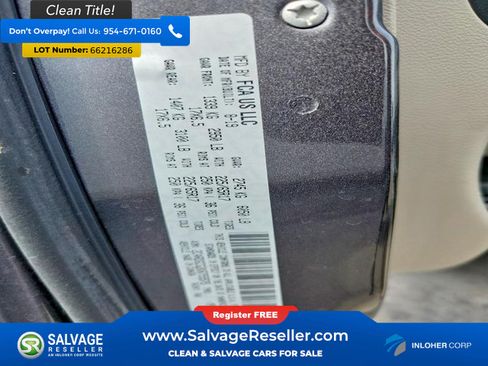 Used 2019 Dodge Grand Caravan SXT FWD image 17