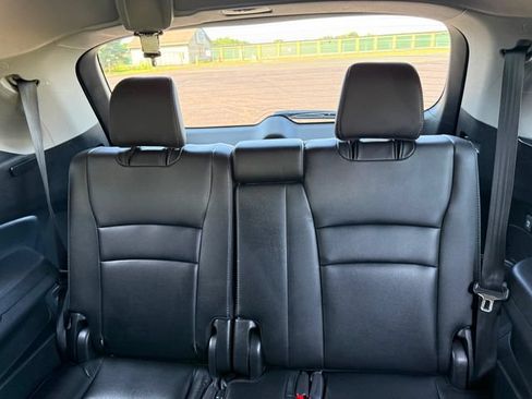 Used 2021 Honda Pilot Special Edition image 8