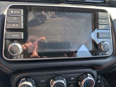 Used 2021 Nissan Versa SR image 23