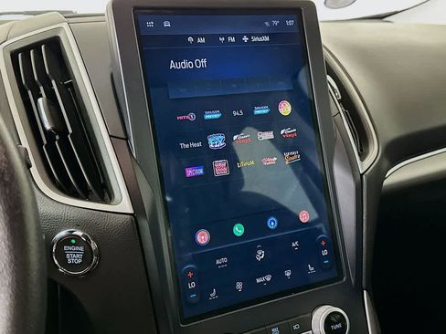 Certified 2022 Ford Edge SEL image 16