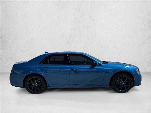 Used 2023 Chrysler 300 Touring w/ Sport Appearance Package RWD image 4