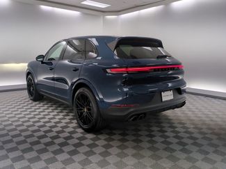 Certified 2025 Porsche Cayenne AWD/4WD video 3