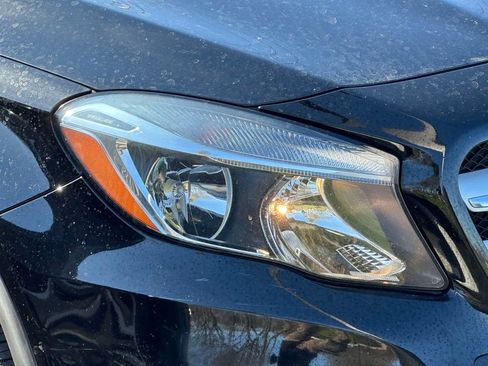 Used 2017 Mercedes-Benz GLA 250 4MATIC image 7