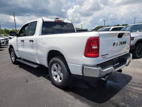 New 2026 RAM 1500 Big Horn AWD/4WD image 8
