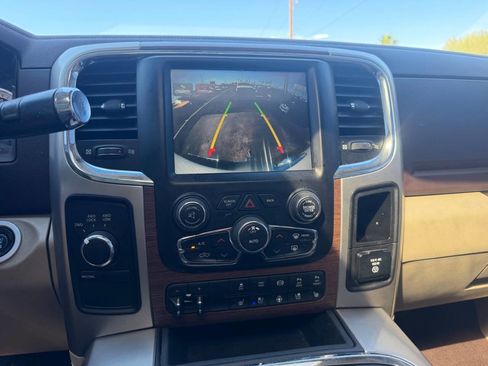 Used 2016 RAM 3500 Laramie w/ Convenience Group AWD/4WD image 28