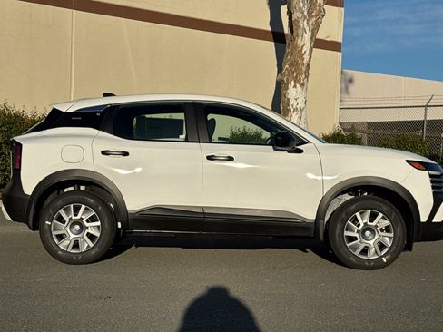 New 2026 Nissan Kicks S FWD image 3