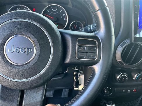 Used 2014 Jeep Wrangler Unlimited Sport w/ Quick Order Package 24S AWD/4WD image 17