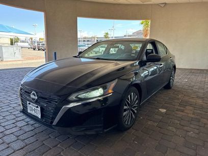 Used 2024 Nissan Altima 2.5 SV