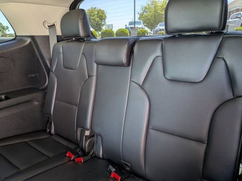 Used 2024 Kia Telluride S w/ S Sunroof Package FWD image 15