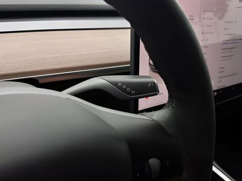 Used 2023 Tesla Model 3 Standard Range RWD image 15
