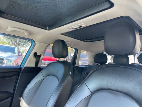 Used 2015 MINI Cooper 4-Door Hardtop FWD image 15