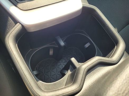 Used 2024 Toyota RAV4 LE image 21