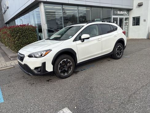 Certified 2023 Subaru Crosstrek 2.0i Premium image 8
