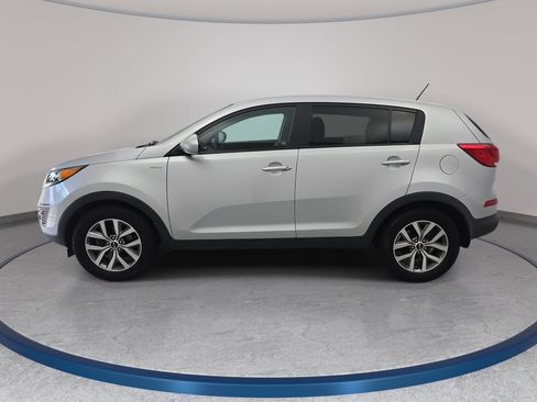 Used 2016 Kia Sportage LX AWD/4WD image 8