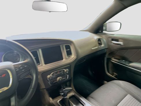 Used 2023 Dodge Charger SXT RWD image 21
