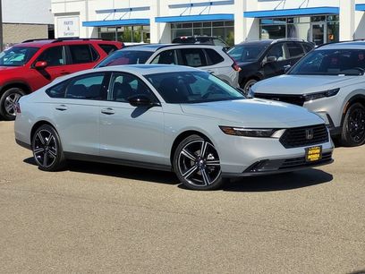 New 2026 Honda Accord SE